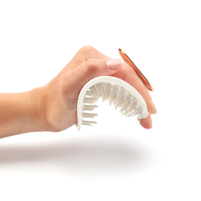 Manta Hair Brush