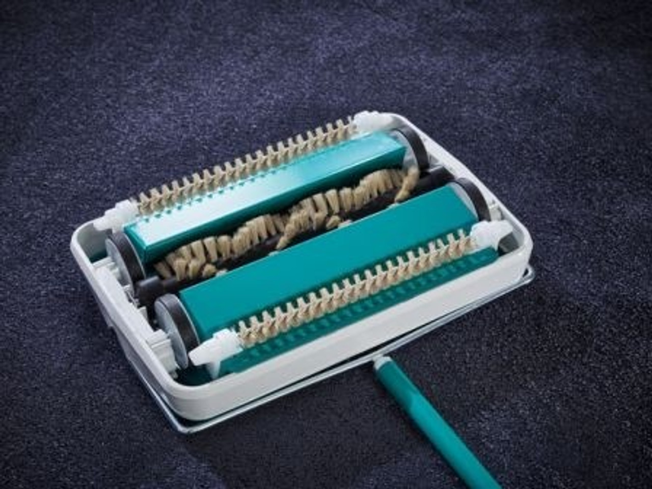 Lightweight Floor And Carpet Sweeper