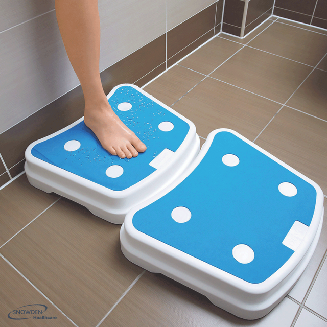 Simple Bathing Steps Anti Slip Stackable Bath Step – Snowden Healthcare